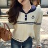 톰브라운 앵커자수 넥포인트 카라 니트